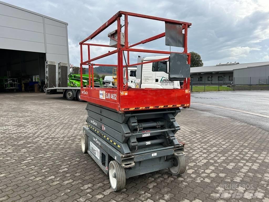 SkyJack SJ III 4632 シザースリフト