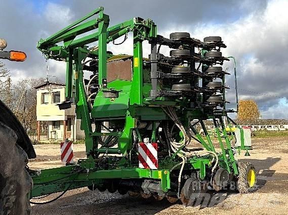 John Deere 750 A ドリル