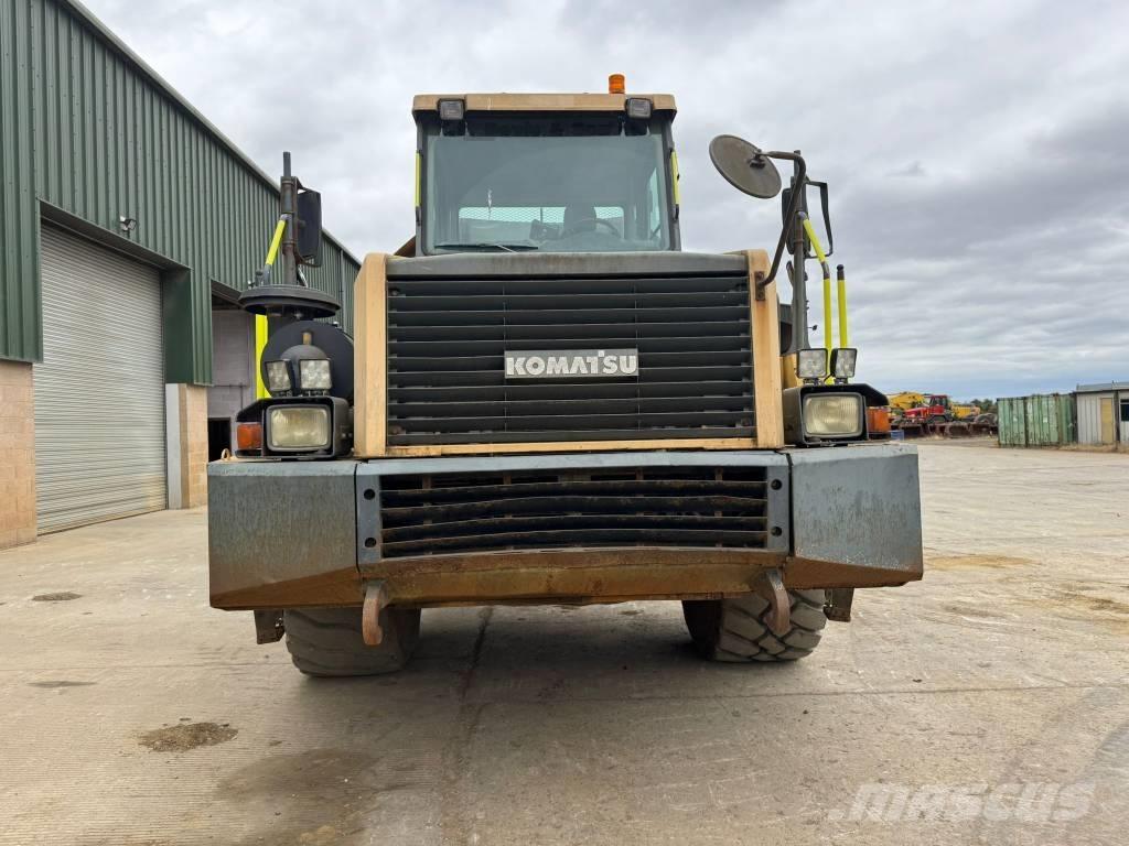 Komatsu HM 350-1 アーティキュレート式ダンプトラック