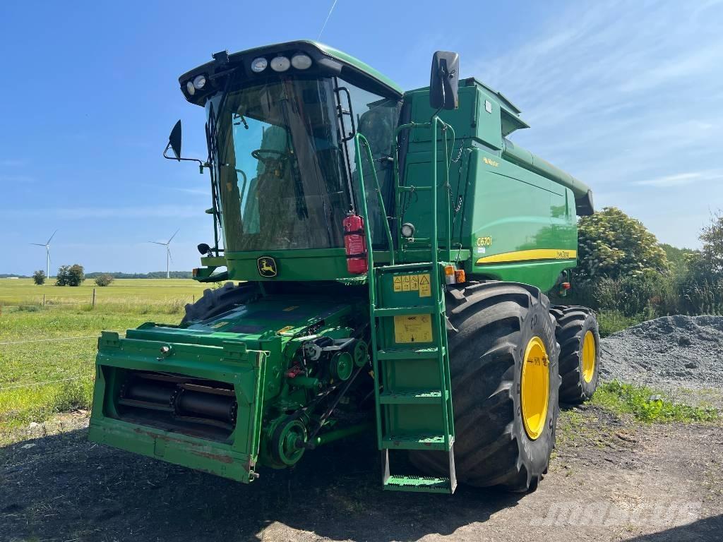 John Deere C 670 I コンバイン