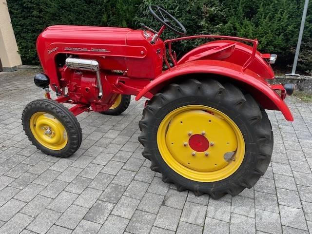 Porsche Junior 108 トラクター