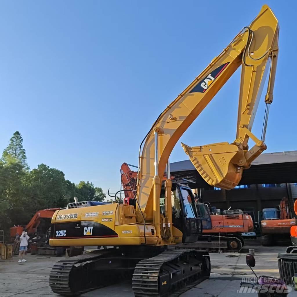 CAT 325 CL 大型油圧ショベル12t以上（パワーショベル・ユンボ）