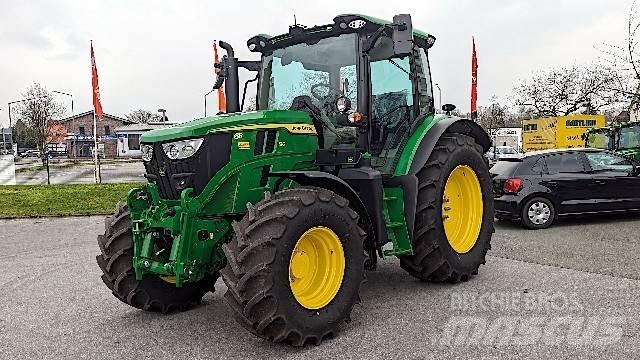 John Deere JD 6R130 トラクター