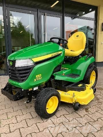 John Deere X590 乗用・自走モア/芝刈り機