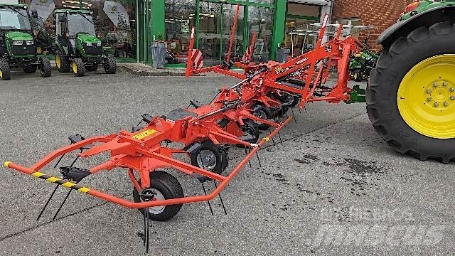 Kuhn GF 8703 テッダー・テッダーレーキ