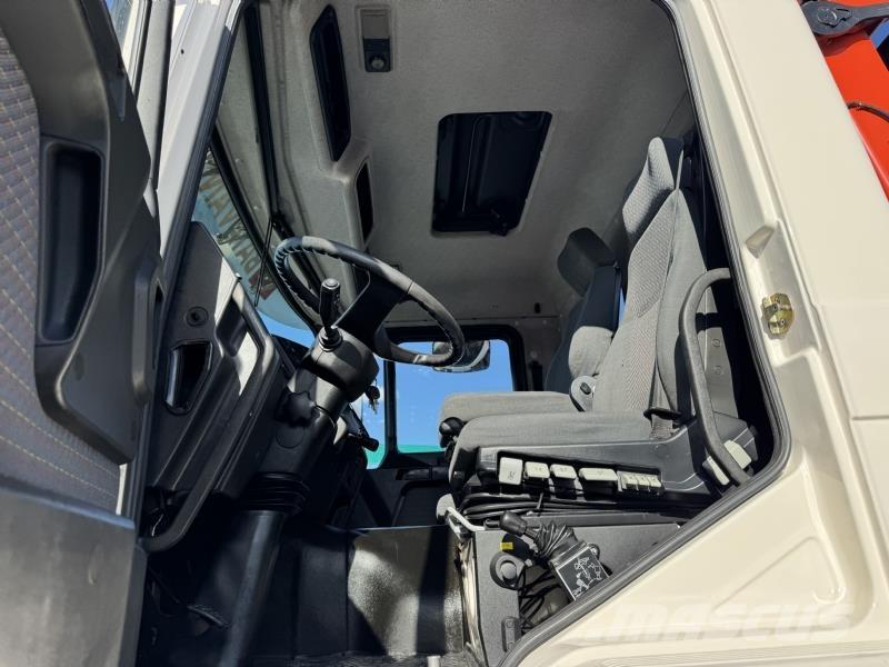 MAN 19.364 FAC クレーントラック、ユニック車