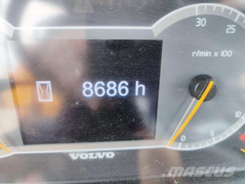 Volvo A30 G サイト　ダンプ