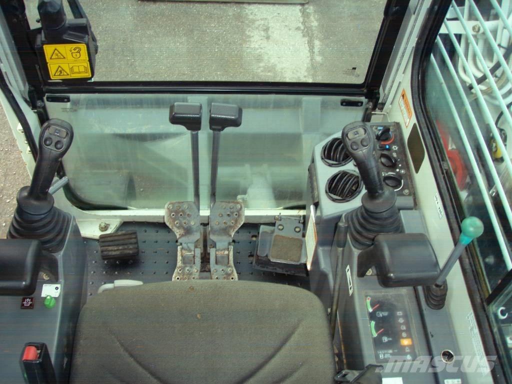 Takeuchi TB 153 FR ミニ油圧ショベル 7t以下（ミニユンボ・ミニディガー）