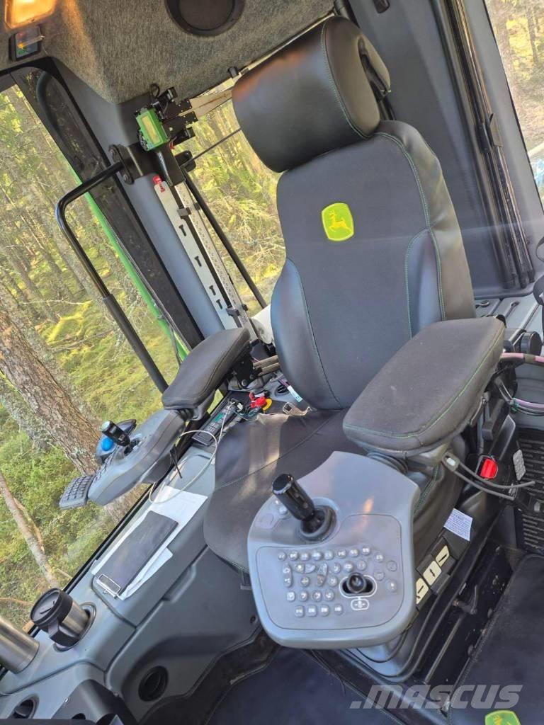John Deere 1170 G ハーベスター