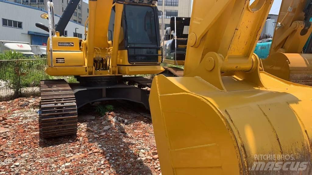 Komatsu PC210 大型油圧ショベル12t以上（パワーショベル・ユンボ）