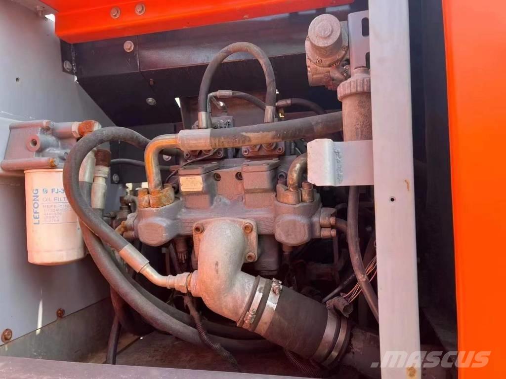 Hitachi zaxis240 大型油圧ショベル12t以上（パワーショベル・ユンボ）