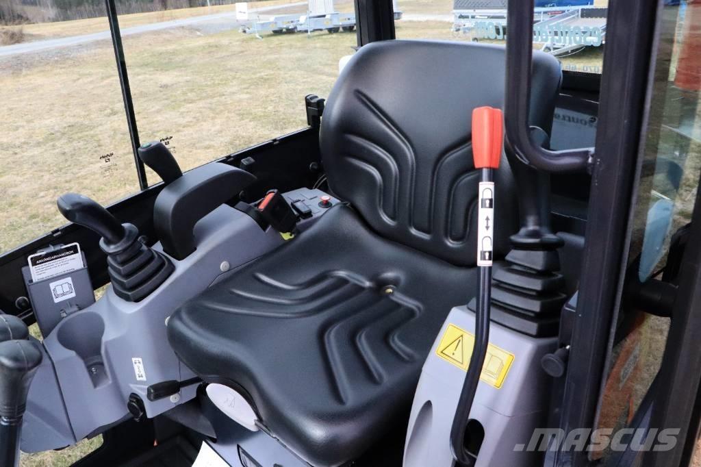 Kubota KX016-4 ミニ油圧ショベル 7t以下（ミニユンボ・ミニディガー）