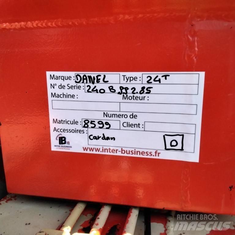 Danel 240 BSS ダンプトレーラー