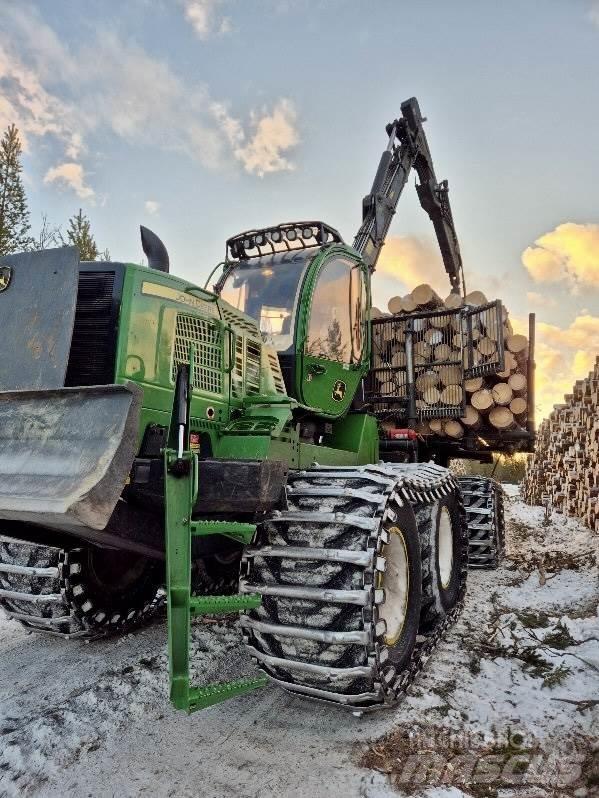 John Deere 1910G フォワーダー