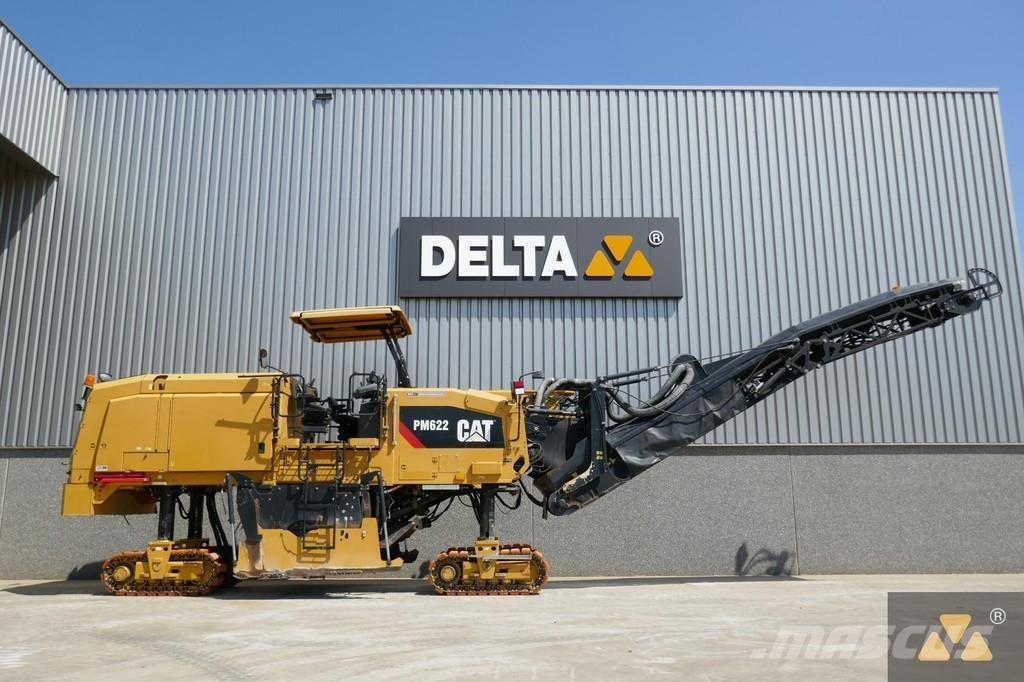 CAT PM622 アスファルトコールドミリングマシーン