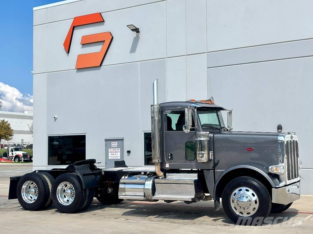 Peterbilt 389 中古トラクターヘッド | トレーラーヘッド