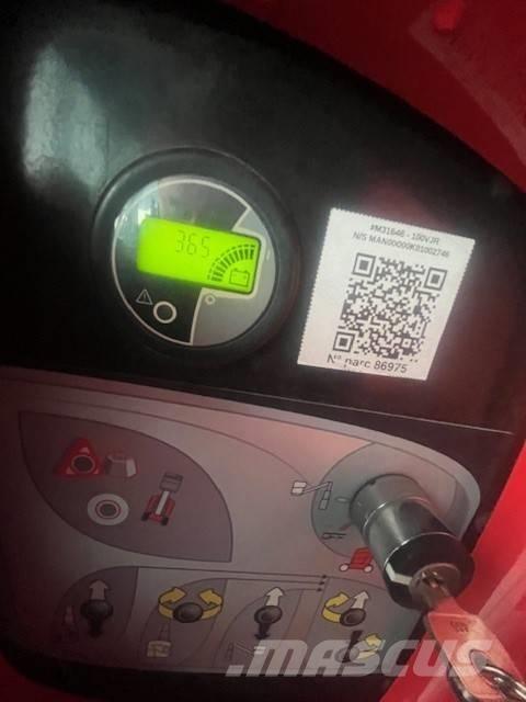 Manitou 100 VJR 垂直昇降型リフト