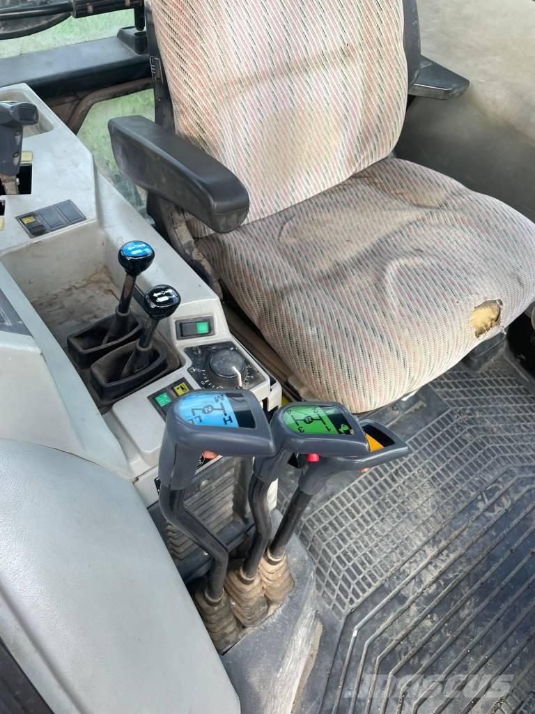 Valmet 6200 トラクター