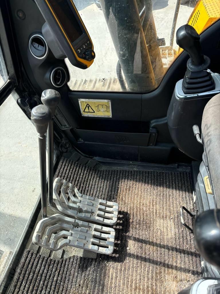 JCB JS 160 LC 大型油圧ショベル12t以上（パワーショベル・ユンボ）