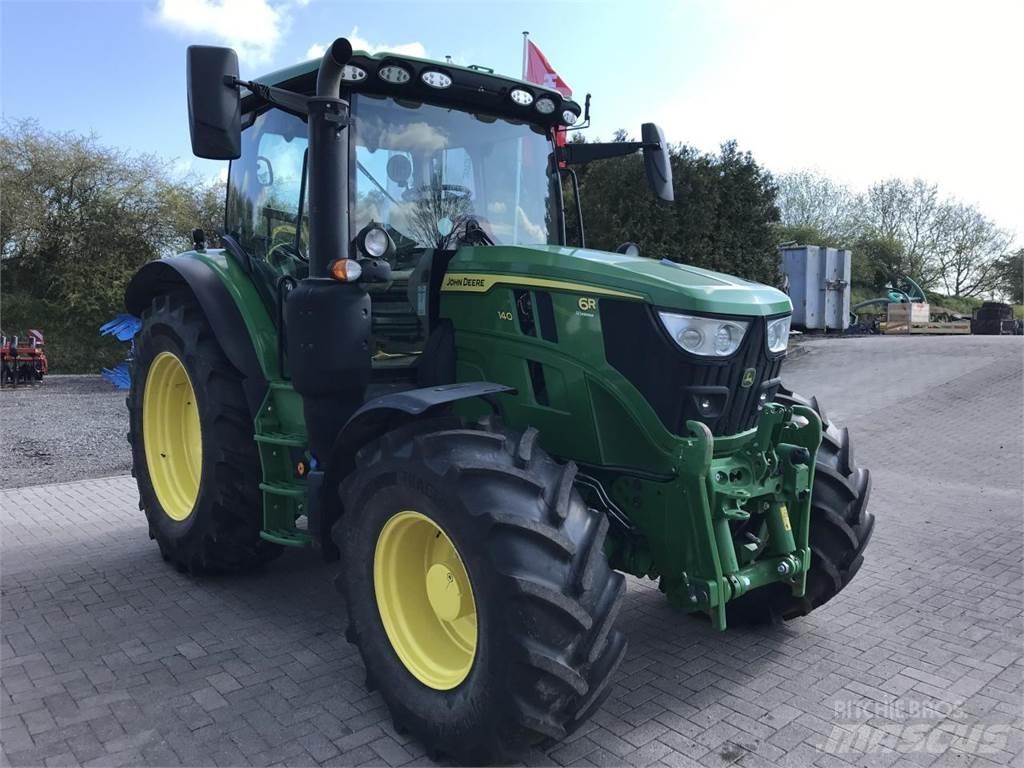 John Deere 6R 140 トラクター