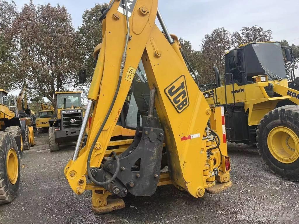 JCB 3CX バックホーローダー