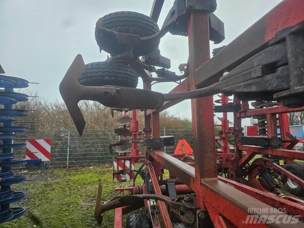 Horsch Terrano 8 FG ハロー