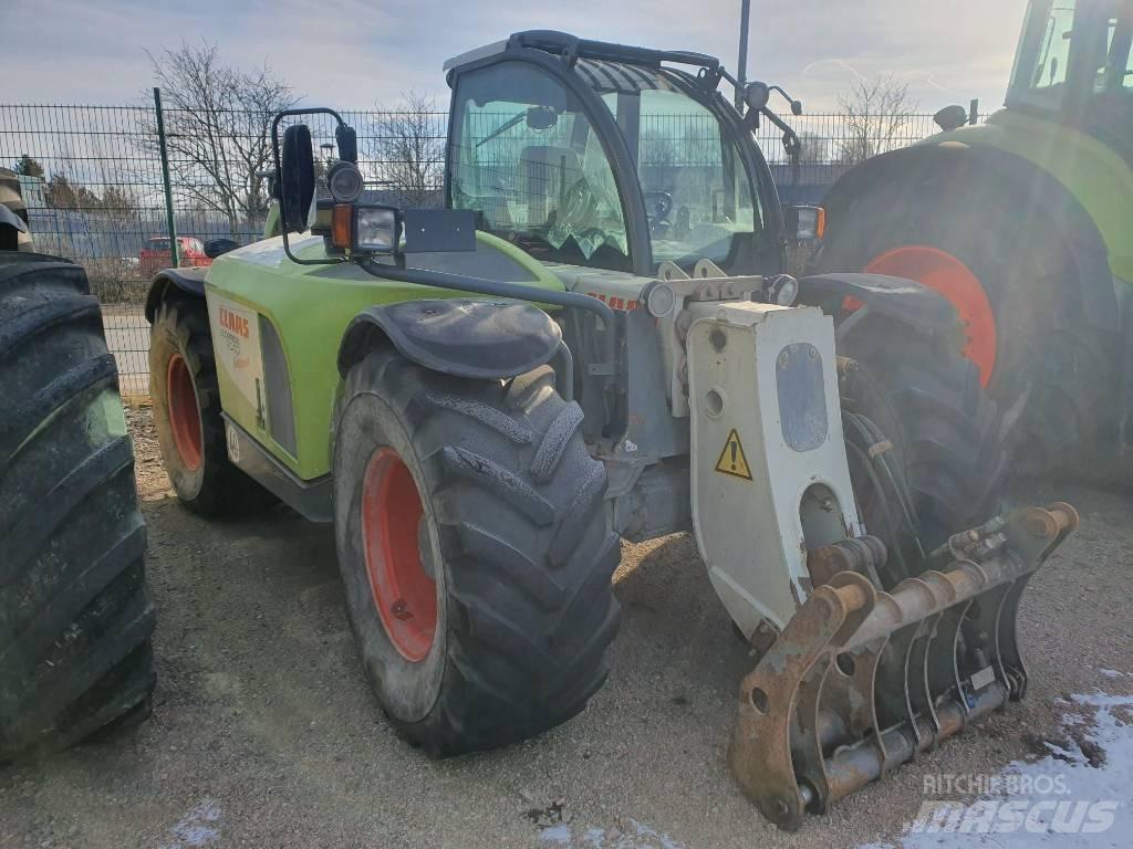 CLAAS Scorpion 7040 テレスコーピックハンドラー