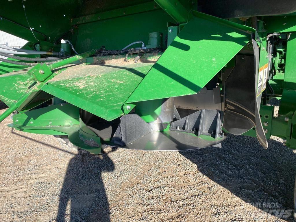John Deere S 680 コンバイン