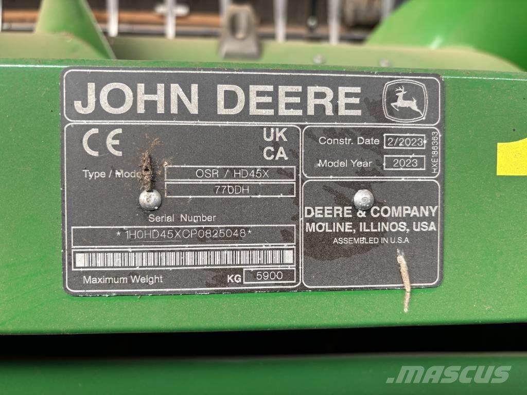 John Deere X9 1000 コンバイン