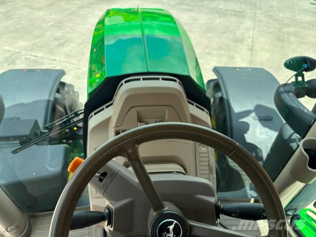 John Deere 6R175 トラクター