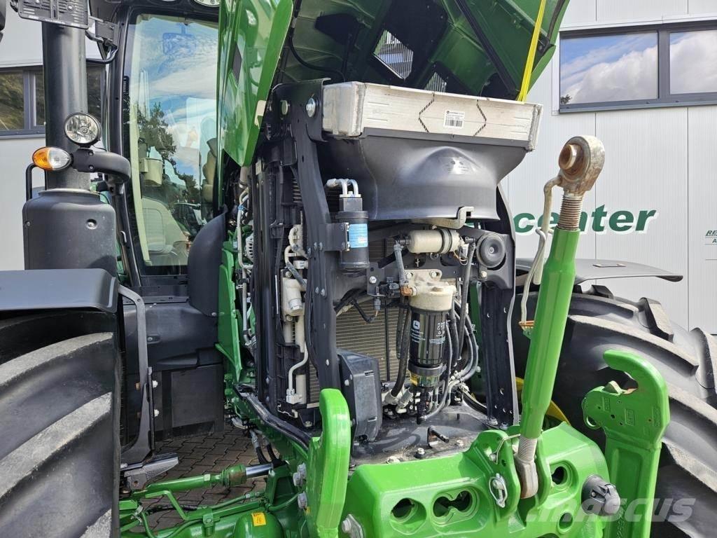 John Deere 6R195 トラクター