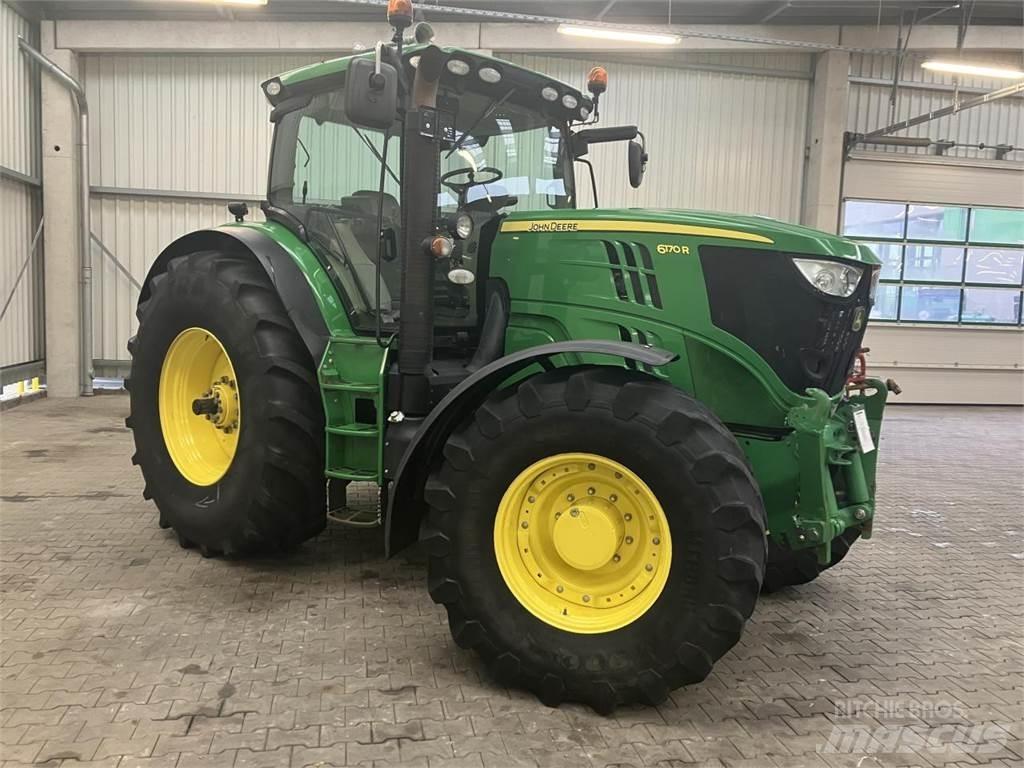 John Deere 6170R トラクター