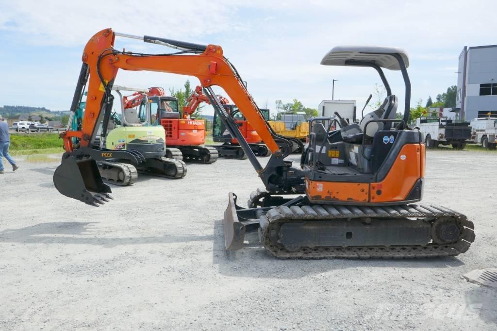 Hitachi ZX40U-3 ミニ油圧ショベル 7t以下（ミニユンボ・ミニディガー）