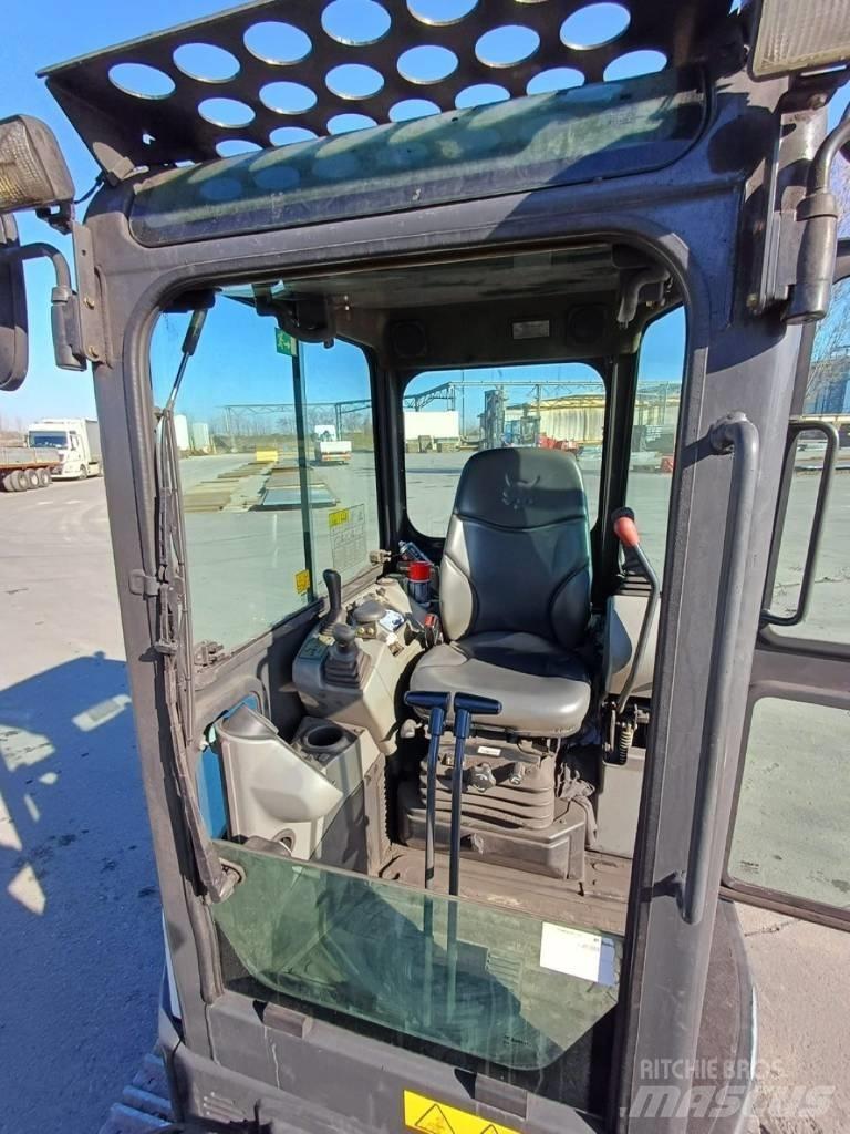 Bobcat E26 ミニ油圧ショベル 7t以下（ミニユンボ・ミニディガー）
