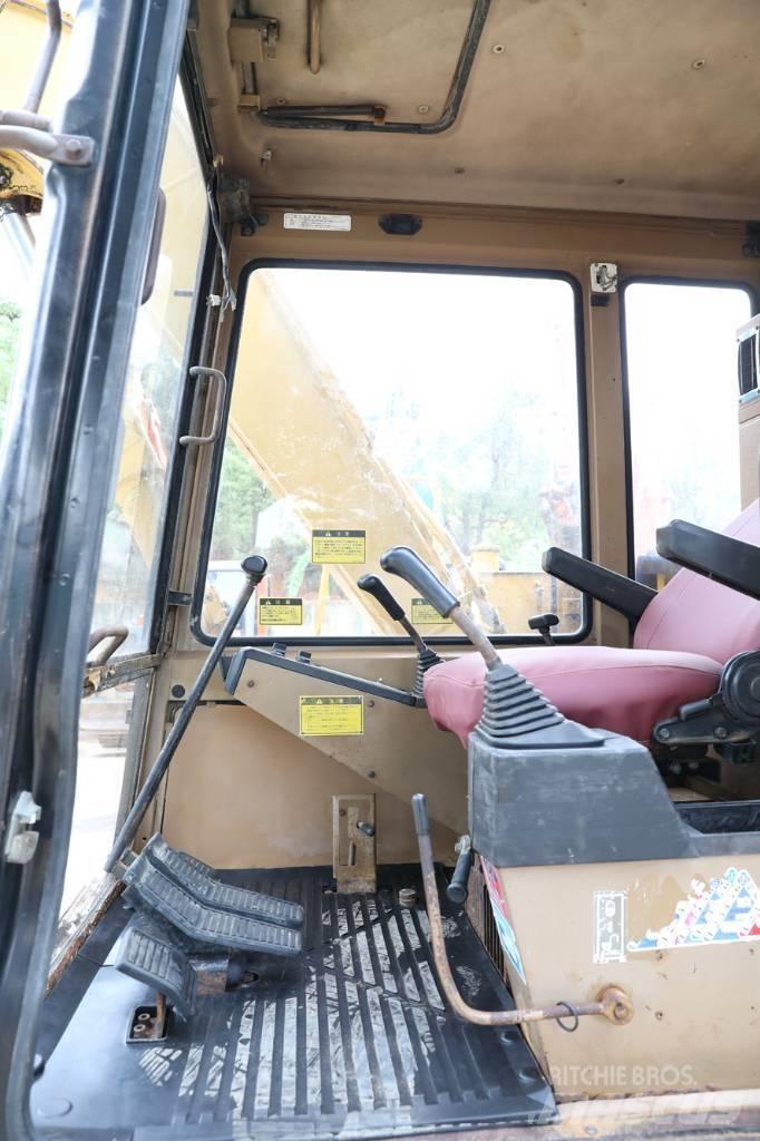 CAT E 70 B ミニ油圧ショベル 7t以下（ミニユンボ・ミニディガー）