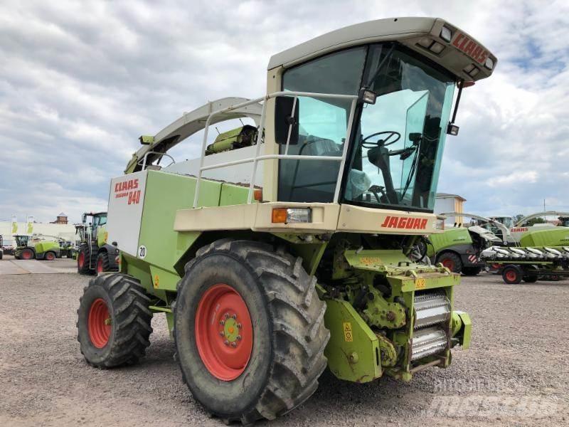 CLAAS JAGUAR 840 自走式フォレージハーベスター