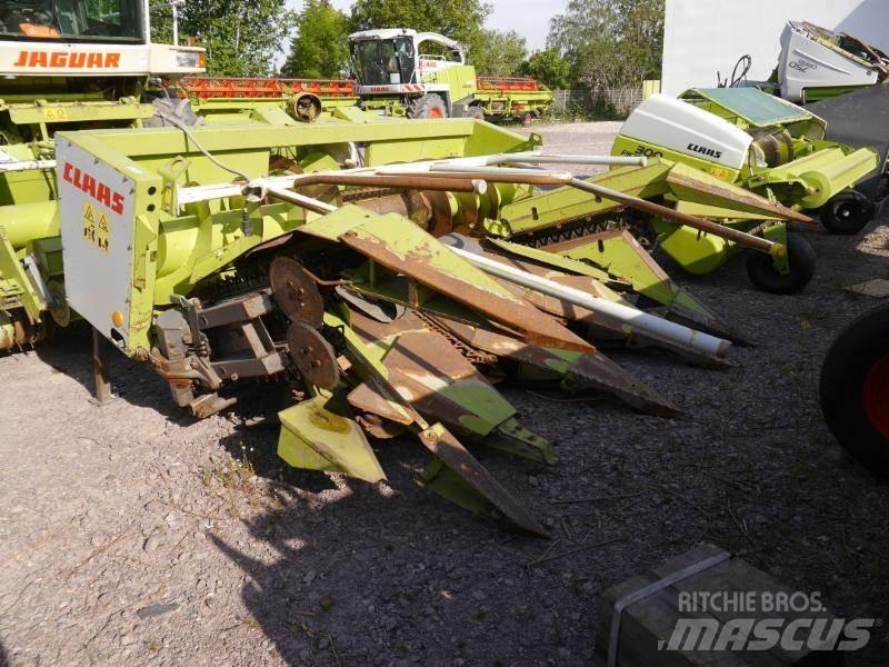 CLAAS JAGUAR 840 自走式フォレージハーベスター