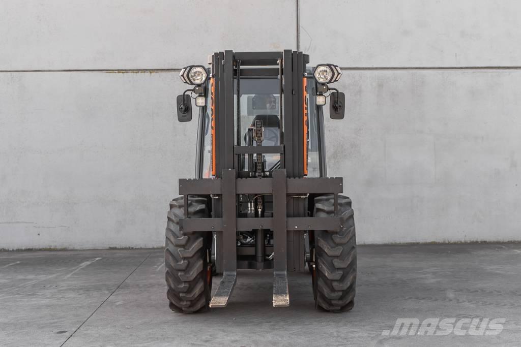 Ausa C 251 H x4 ディーゼル・軽油