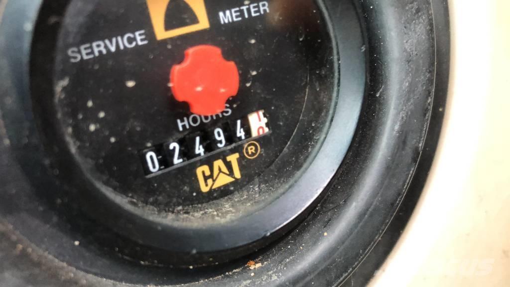 CAT 320 C L 大型油圧ショベル12t以上（パワーショベル・ユンボ）