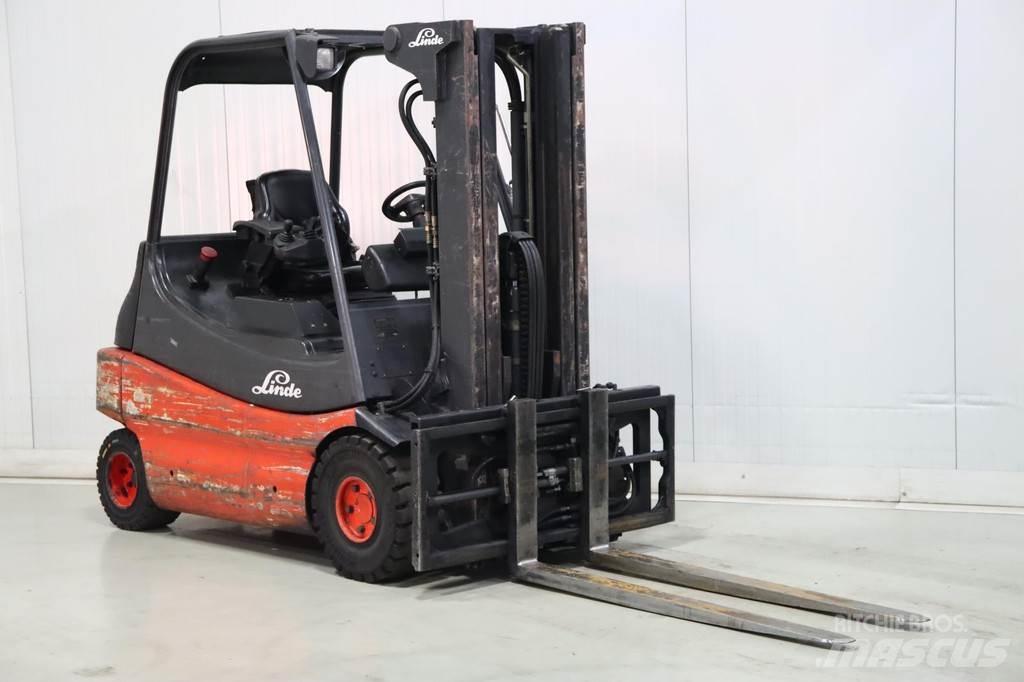 Linde E30-02 バッテリーフォークリフト