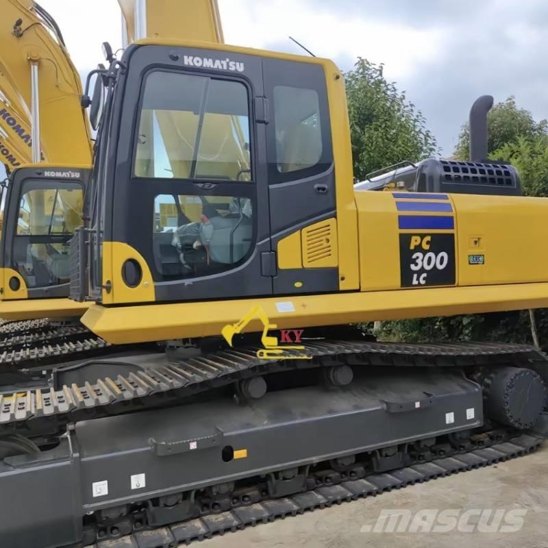 Komatsu PC 300-8 大型油圧ショベル12t以上（パワーショベル・ユンボ）