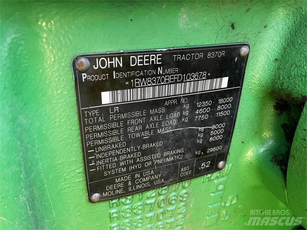 John Deere 8370R トラクター