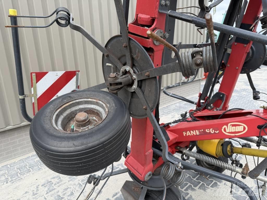 Vicon FANEX 903 テッダー・テッダーレーキ