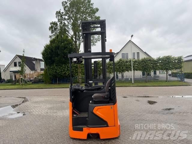Doosan BR 25 JW-9 リーチフォークリフト