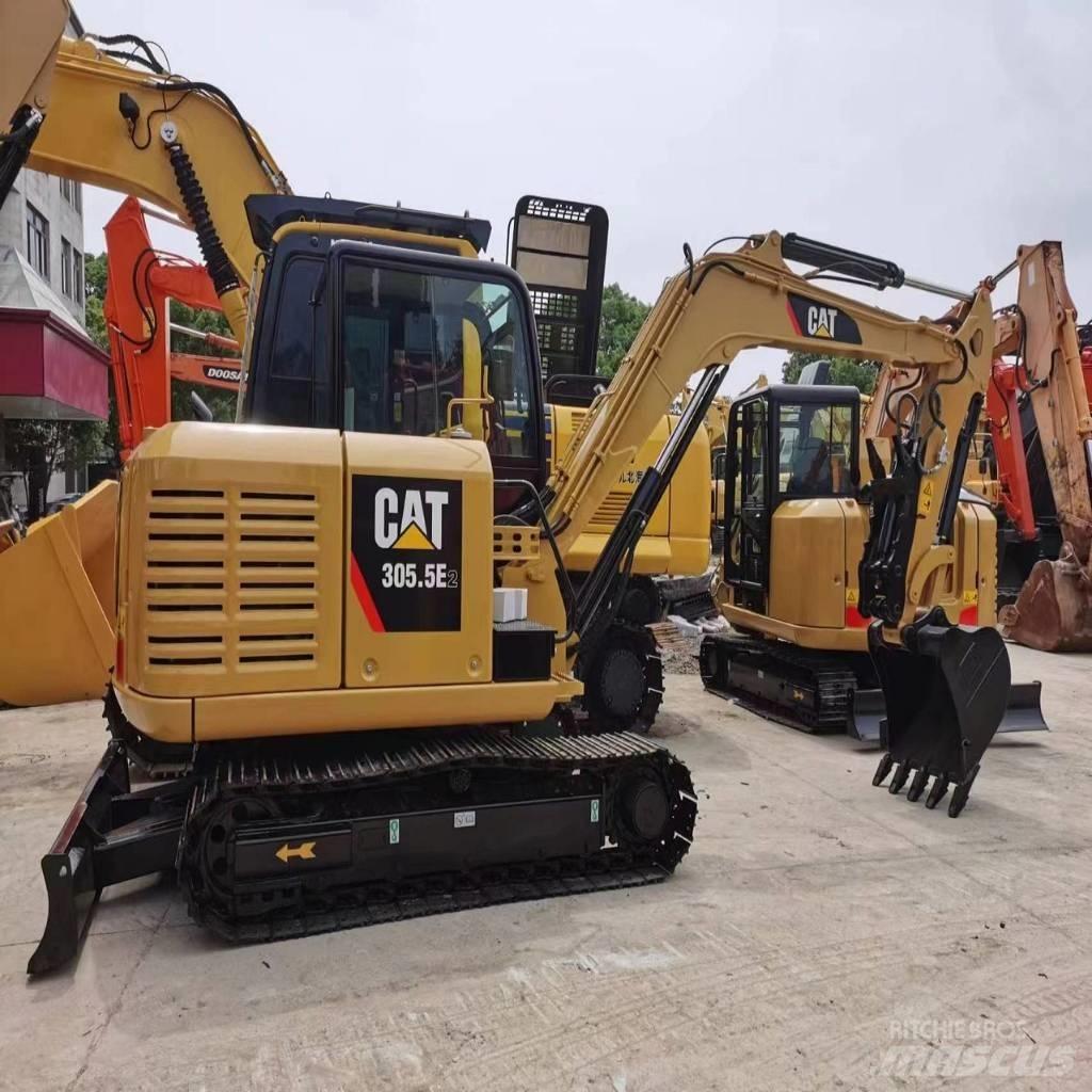 CAT 305.5 E2 ミニ油圧ショベル 7t以下（ミニユンボ・ミニディガー）