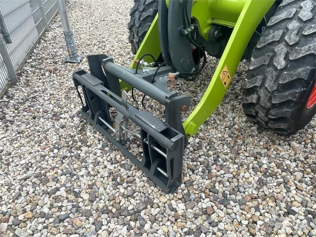 CLAAS Torion 535 ホイールローダー・タイヤショベル