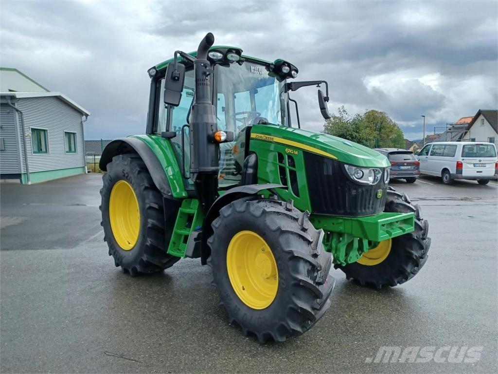 John Deere 6110M トラクター