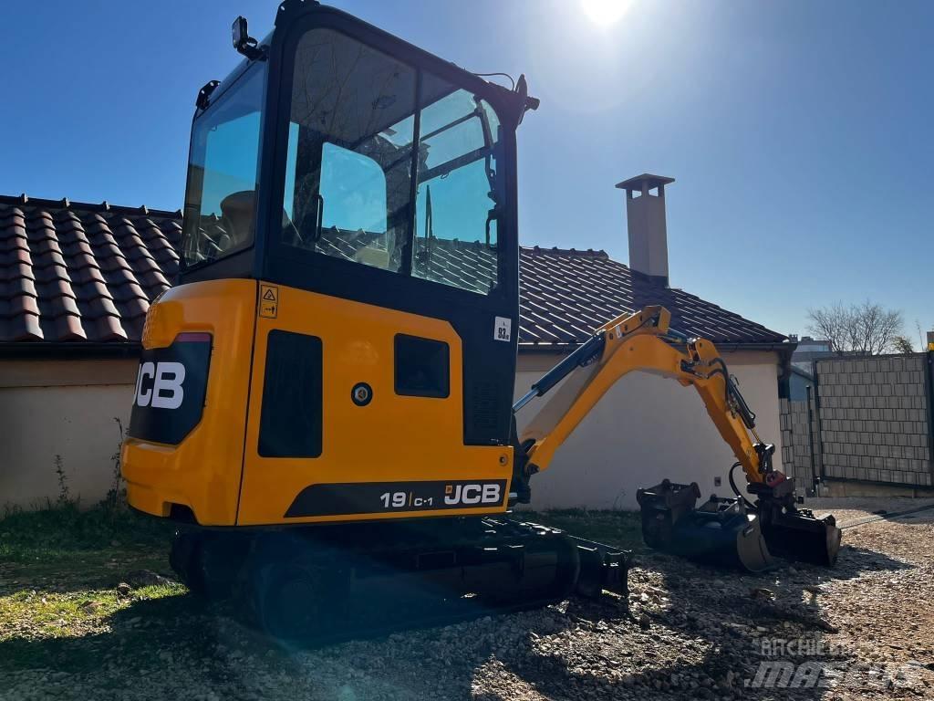 JCB 19 C-1 ミニ油圧ショベル 7t以下（ミニユンボ・ミニディガー）