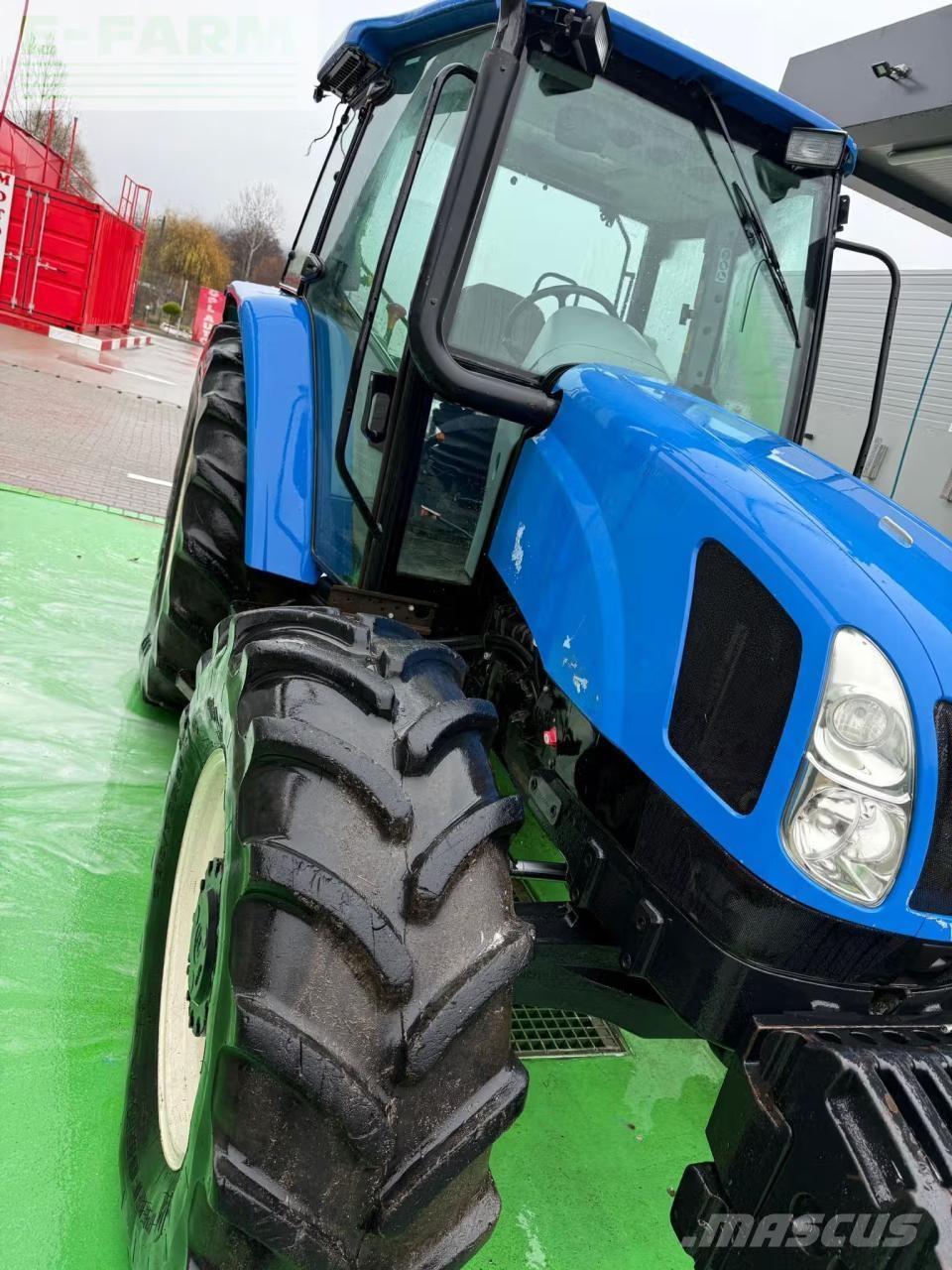 New Holland T5060 トラクター