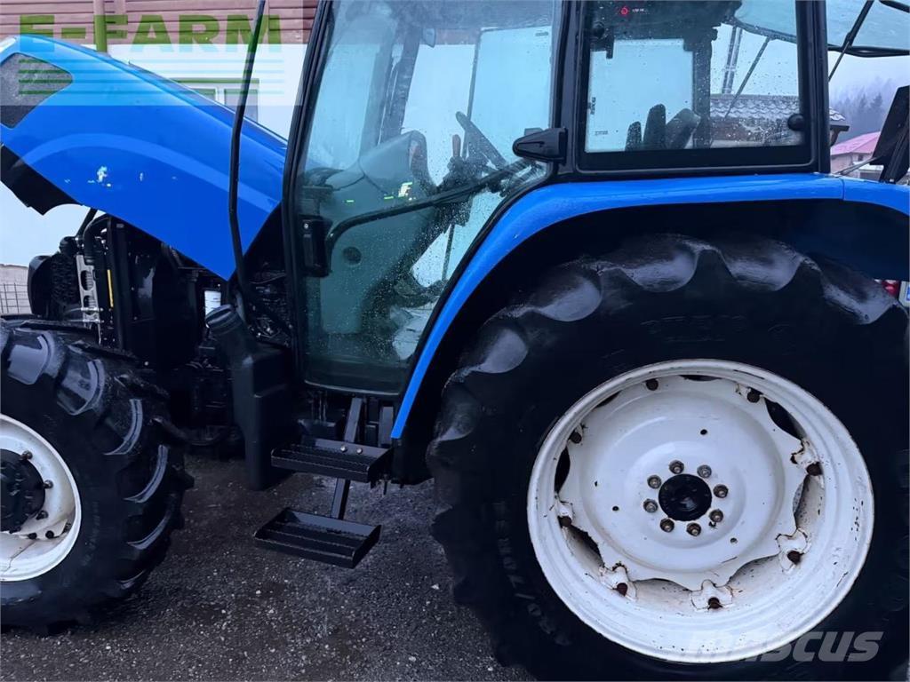 New Holland T5060 トラクター